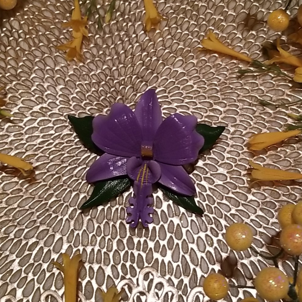 NWOT / "Island Flair" Hair Barrette (Purple)